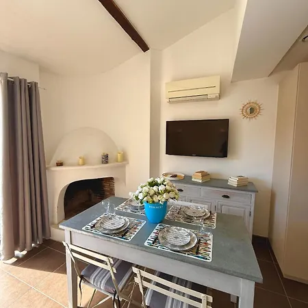 Sur le toit de Saint-Tropez Apartment